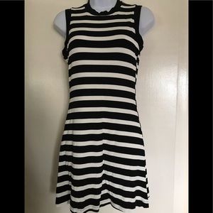 POSSESSED, M black&white striped knee length dress